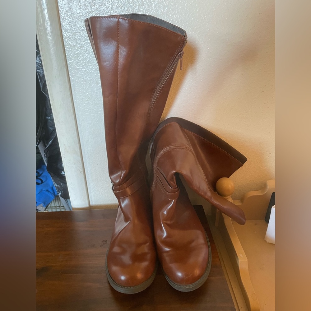 Women’s boots